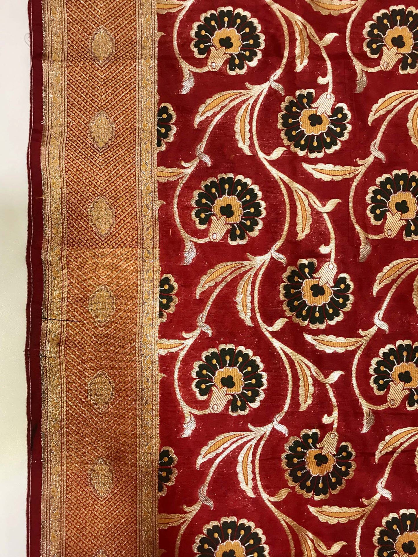 Damask jaal- KGB2352