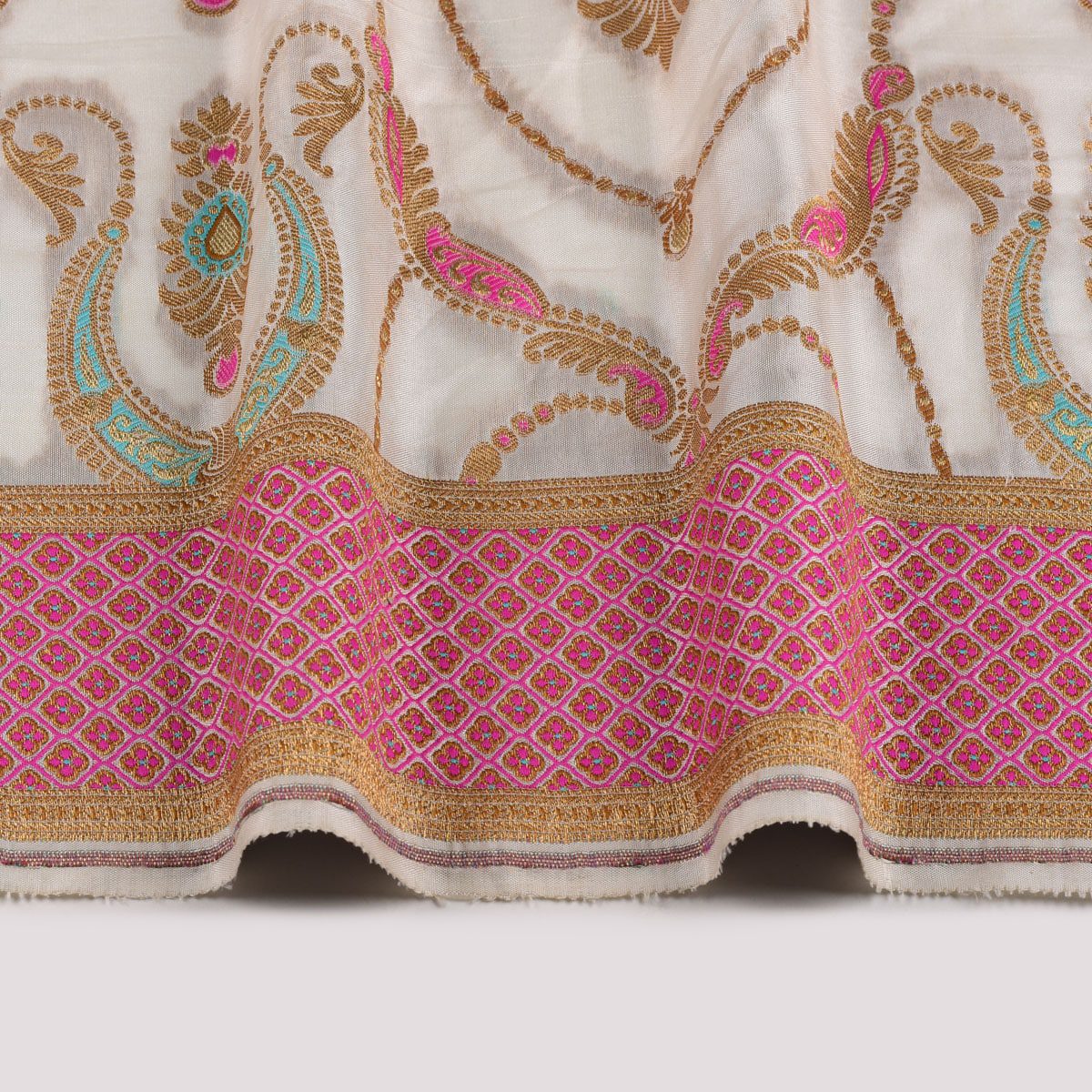 Damask Pattern - KK2370